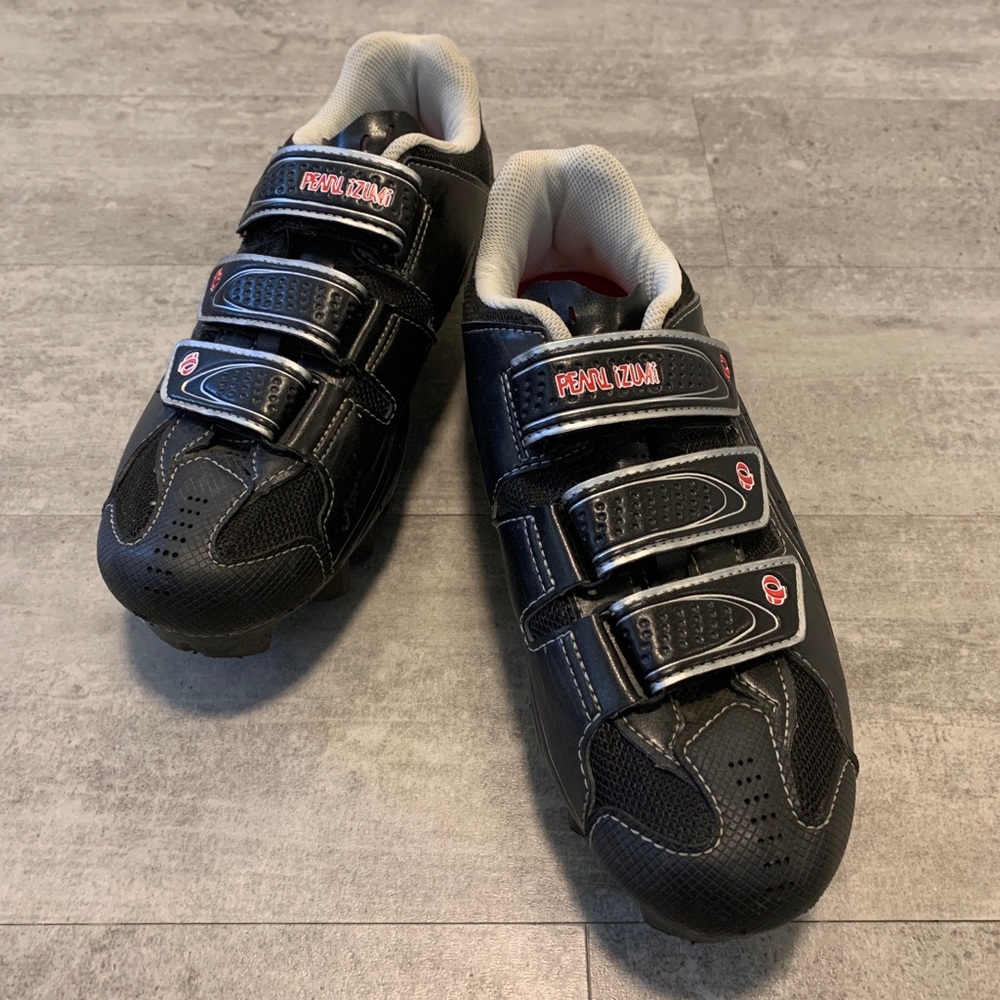 Pearl iZumi Women’s Bike Shoe